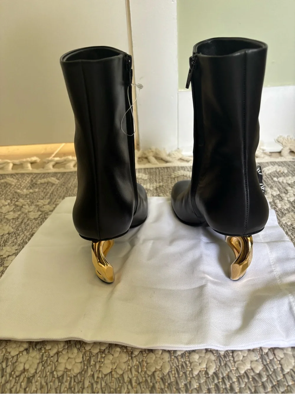 JW ANDERSON stunning authentic